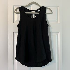 Old Navy Tank with keyhole and tie in back, Black, Size Small.